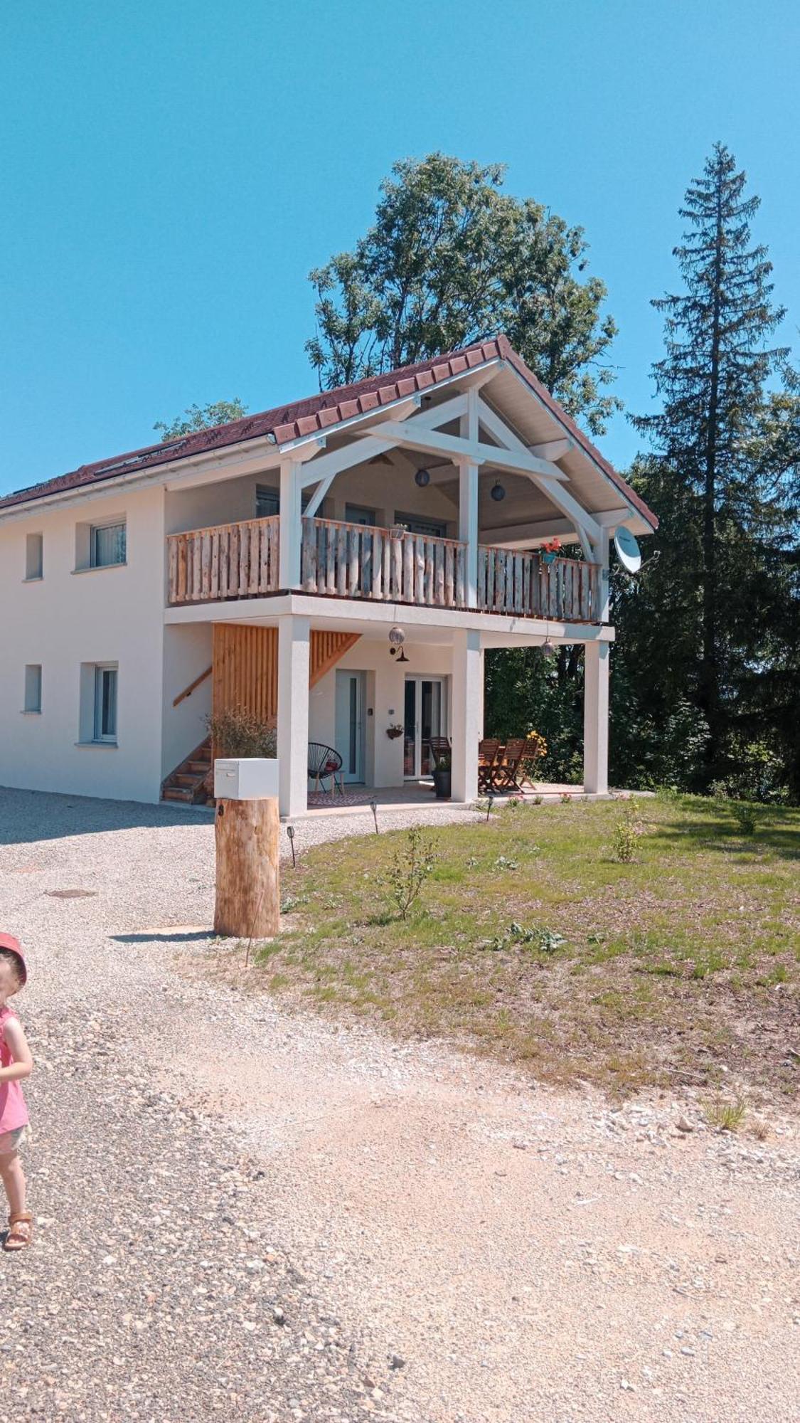 Gite Des Roches La Chaux-du-Dombief Dış mekan fotoğraf